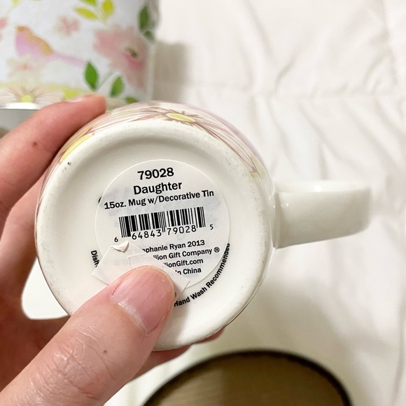 Daughter 15 oz. Mug w/Decorative Tin - Picture 11 of 11